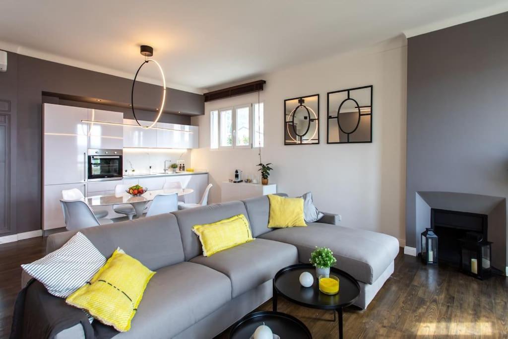 #24 Marie-Claire Suite Sea View/Balcony/Ac/5Min Port Villefranche-sur-Mer Exterior photo